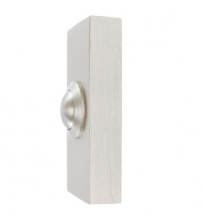 Mattsilberfarbener Klingelknopf